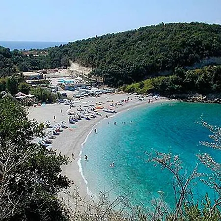 Rizos Bay Sarakiniko (Epirus)