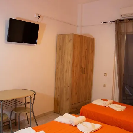 Rizos Bay بيت ضيافة 3*