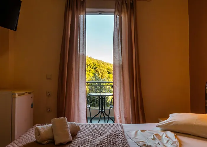 Maison d'hôtes Rizos Bay 3*